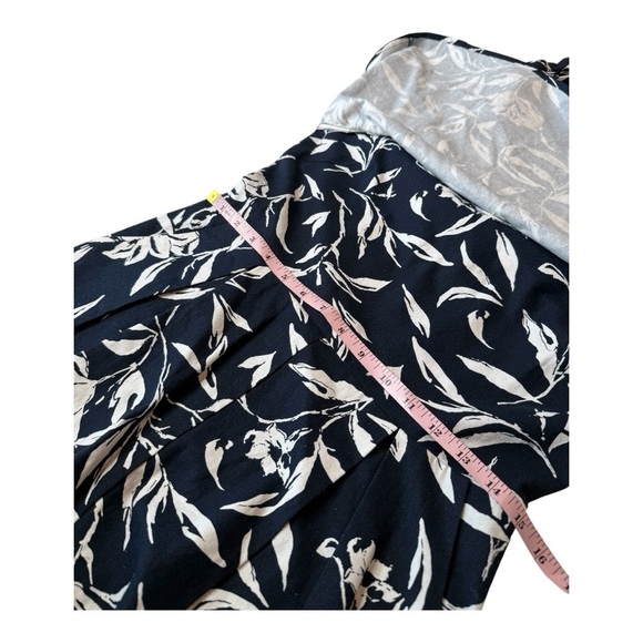 J.O.A Linen Floral Romper Dark Blue White 100% Linen Sleeveless Ruffle Overlay M - Picture 7 of 16